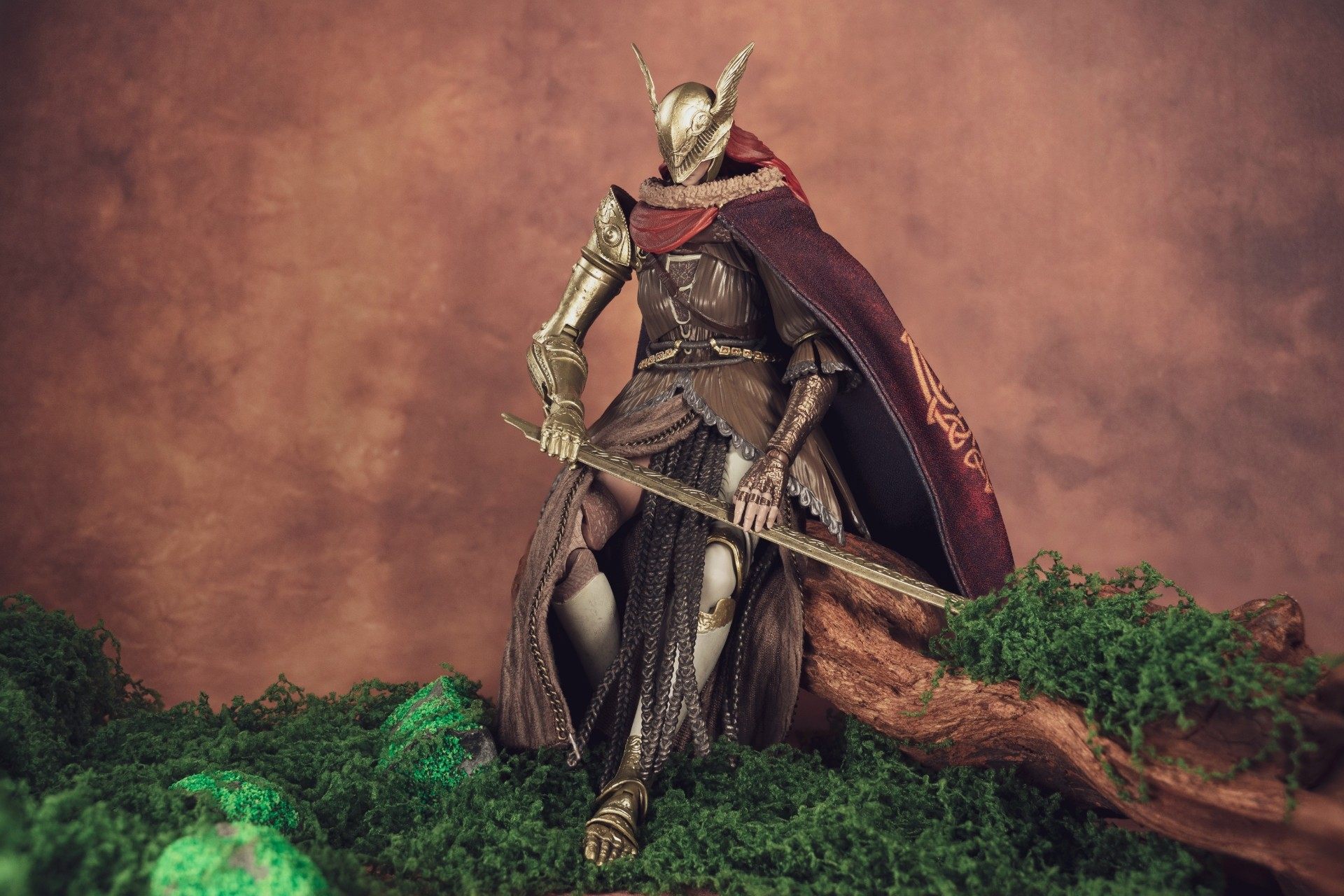 Только одежда (без аксессуаров – обзор и цена Model Kit Valkyrie