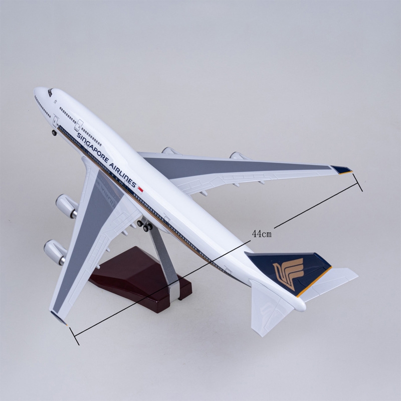 47 см Singapore Airlines B747- – обзор и цена Model Kit Singapore