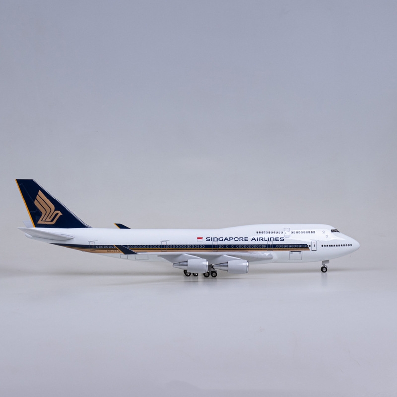 47 см Singapore Airlines B747- – обзор и цена Model Kit Singapore