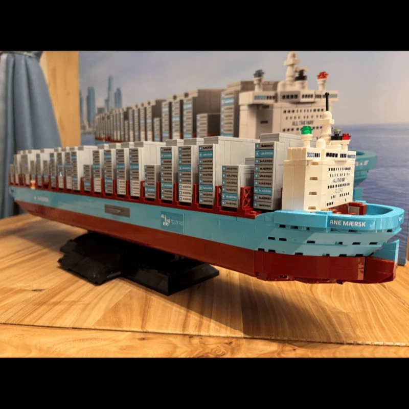 Новый конструктор-головоломка  – обзор и цена Model Kit Lego