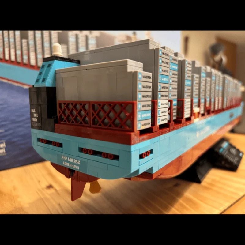 Новый конструктор-головоломка  – обзор и цена Model Kit Lego